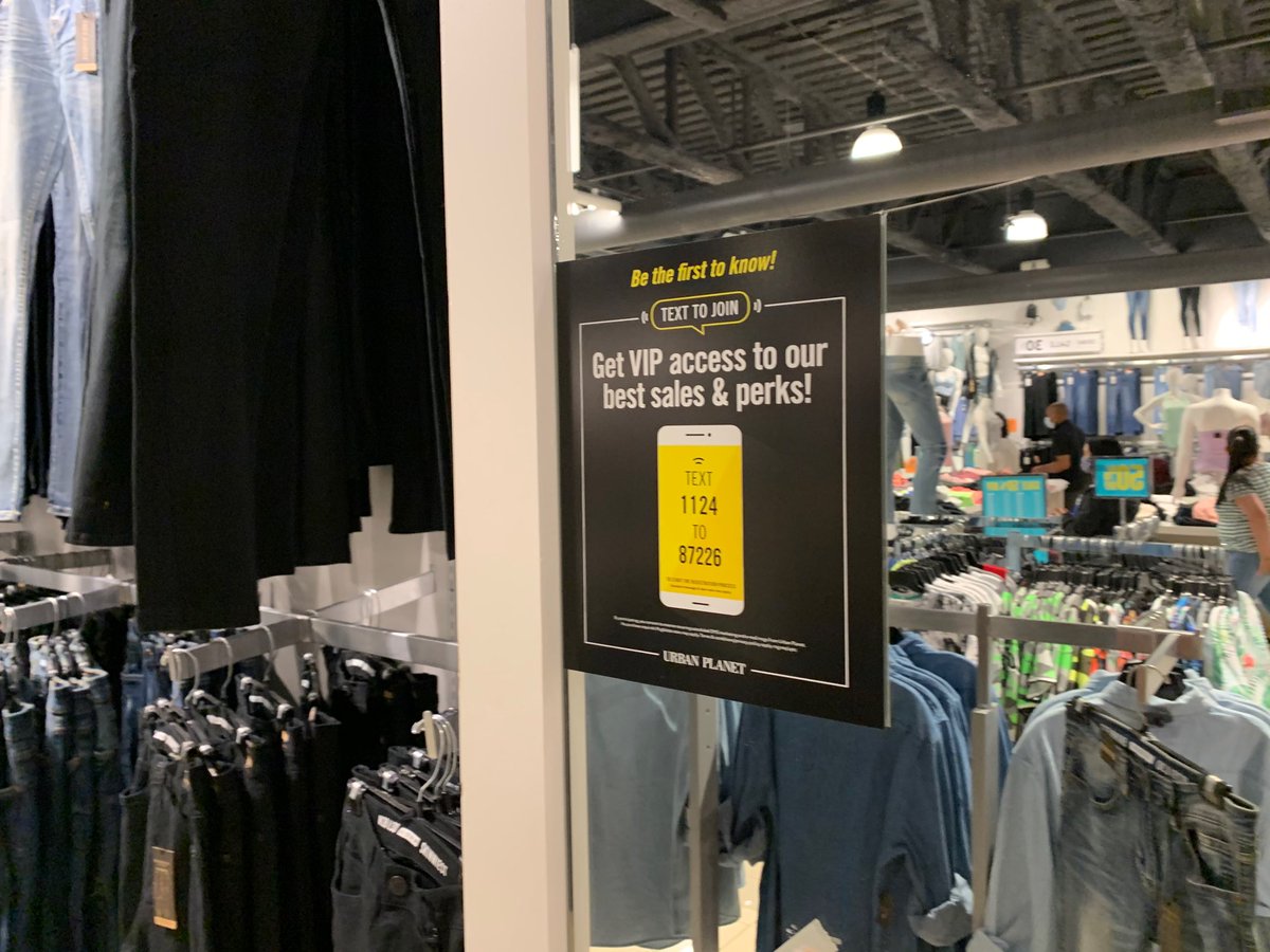 raange's tweet photo. Found another Raange Interactive Sign at the West Edmonton Mall.

Find out how you can grow your email and mobile marketing lists with #Text2Register - https://t.co/LyVH4b94SP

#retailtech #retailmarketing #retailstrategy https://t.co/9tuNLxbdeH