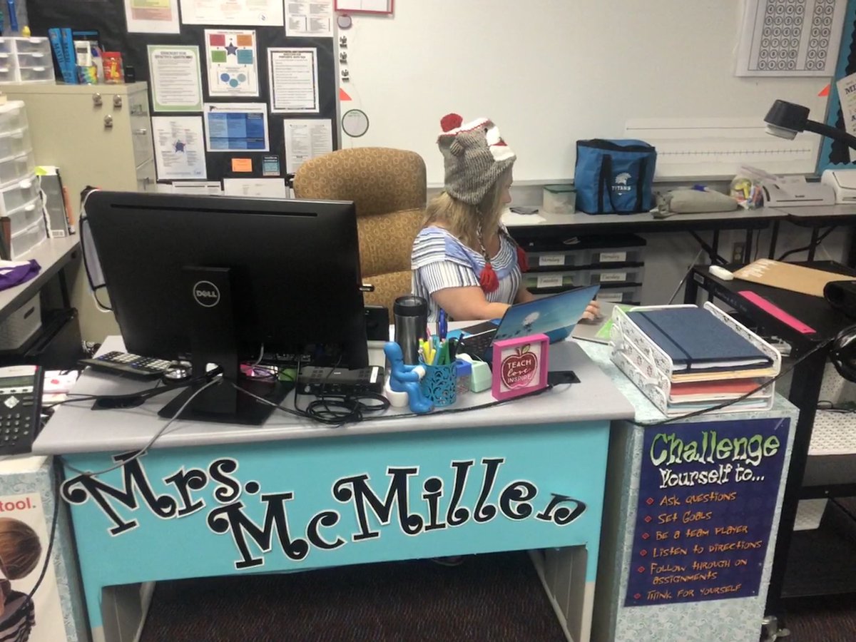 FMS_Plano's tweet image. Happy Day! The kids are here and our @FMS_Plano teachers are shining! #PISDFirstDay #pisdpoweredbylearning