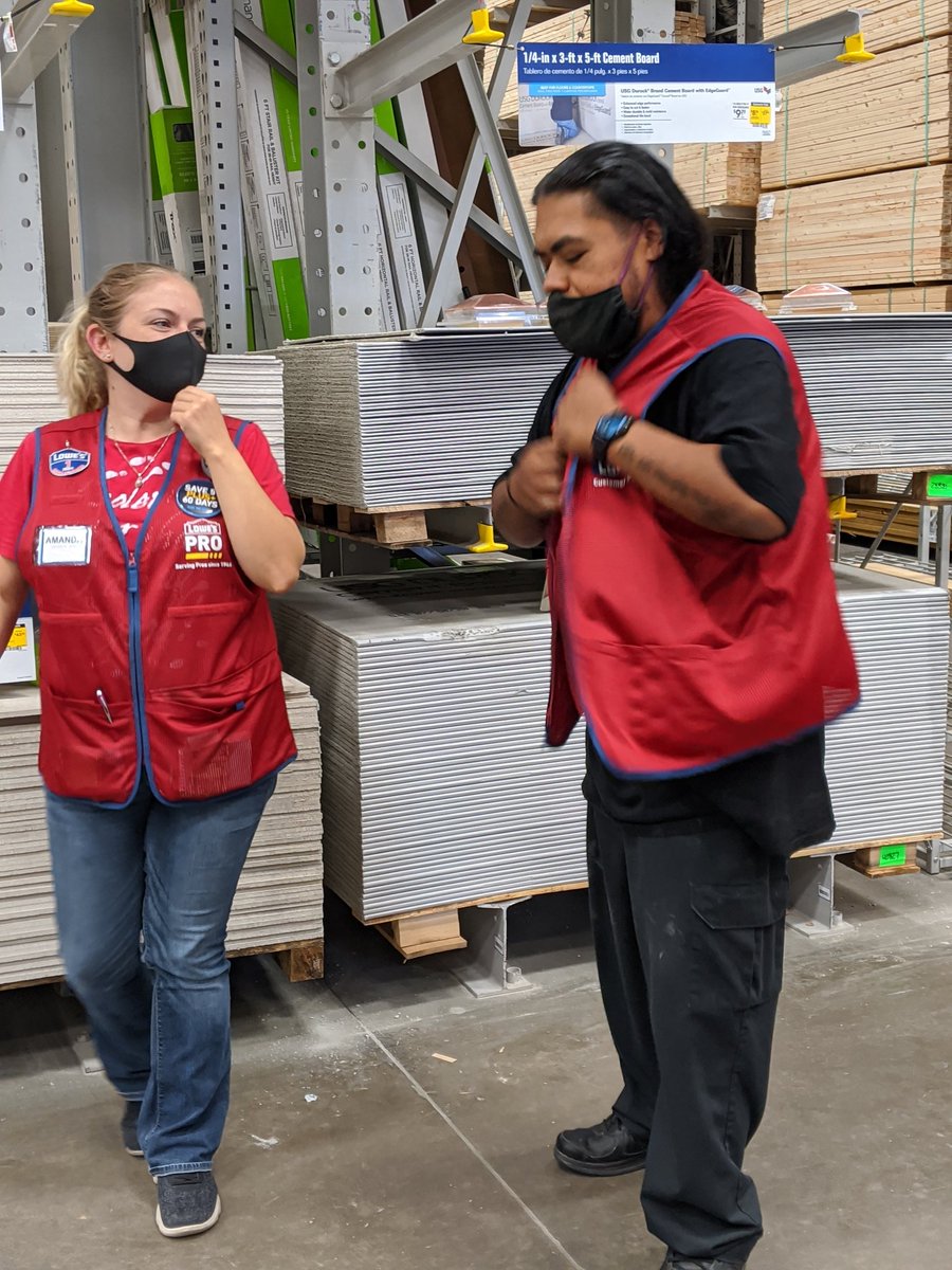 Lowes #1909 tweet media