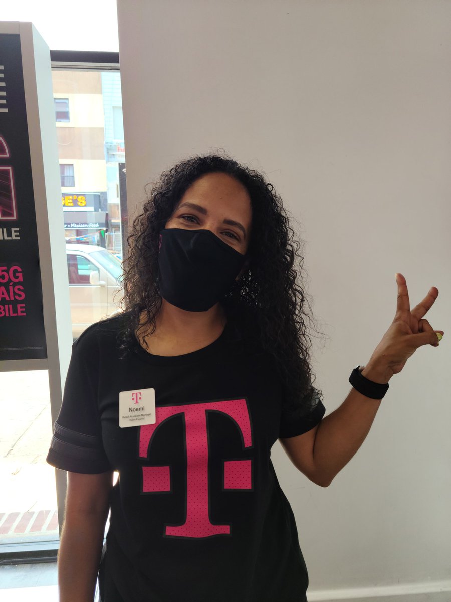 manny_herrerg's tweet photo. WOOHOO! Congrats on your 7 year workiversary! @Noemi809
You are an amazing leader!!
Thank you for 7 Years of AWESOME!
@Magenta_Bella
@meganpanicucci @Alex_Lucas77 @ https://t.co/EZfQRIFZhd