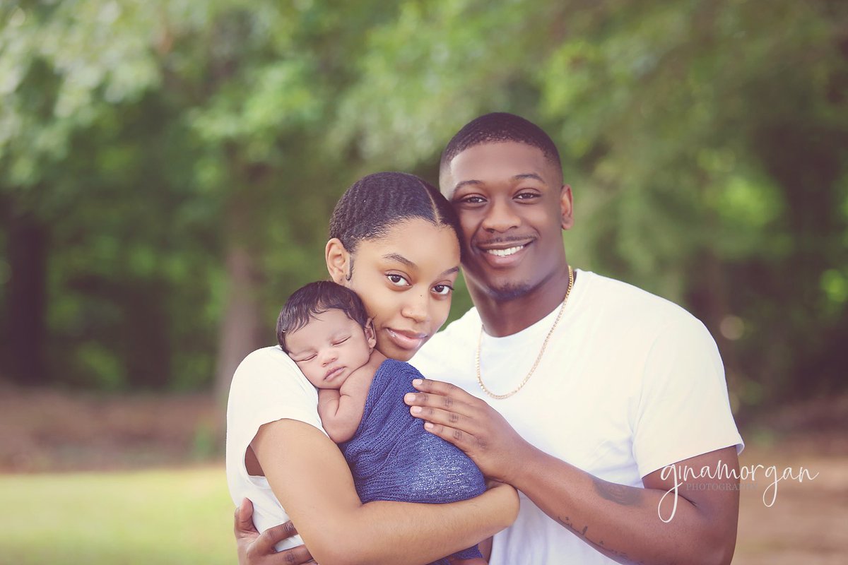 tdt_II's tweet photo. Idk where this journey taking us but let’s do it baby!! #teamt3 👨👩👦💙 my soldiers 💍 @_kierstynm https://t.co/p8Szd6nAlV