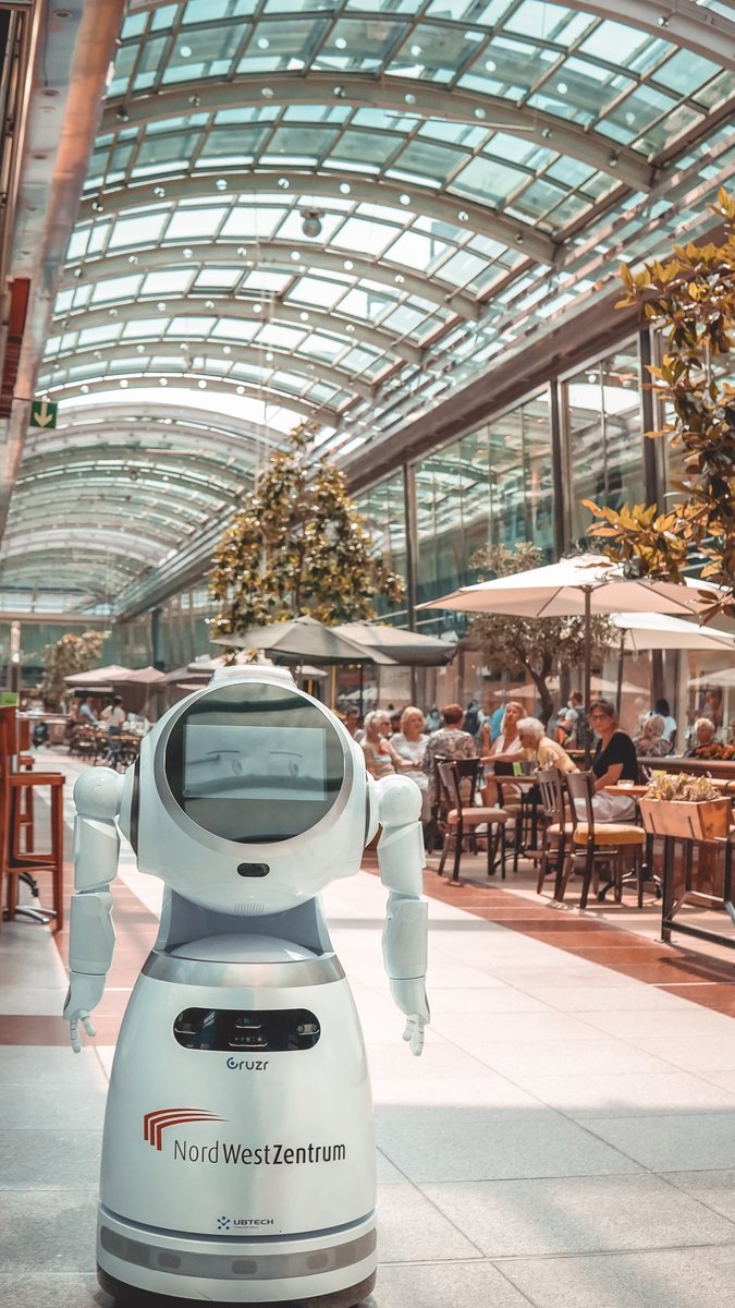 robshare's tweet photo. Summer shopping time with Cruzr 🥵🤖 please be sure to drink enough water💧wear your mask, be safe and take care of yourself.🤗 Werbung
#staysafe #mask #mall #shopping #retail #staysafe #nordwestzentrum #cruzr #robshare https://t.co/XgyGynTeY6