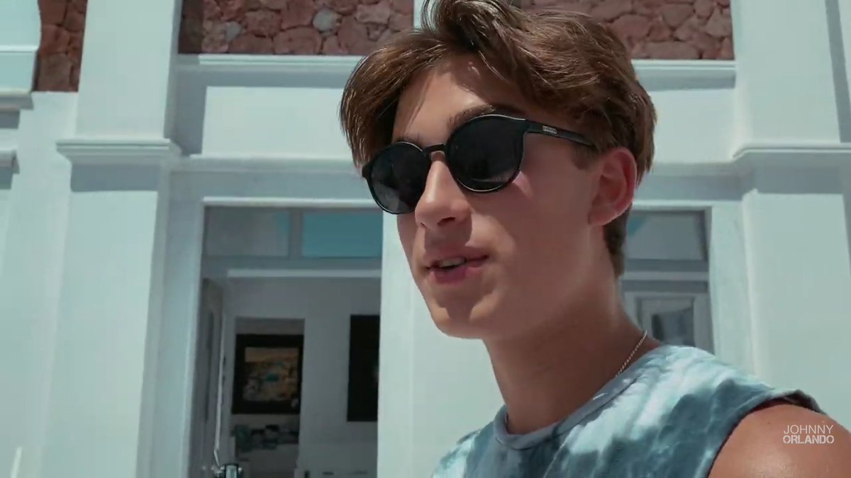 giftedjohnny's tweet photo. You're just too good to be true, can't take my eyes off of you 😣❤ @johnnyorlando #LifeWithJohnny https://t.co/PRNwPkV703