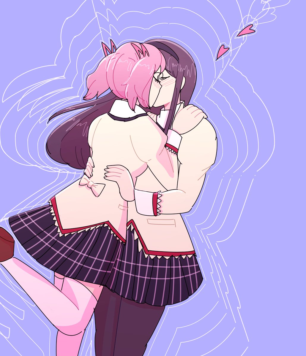 rayyinday's tweet photo. A bit of madohomu in a slightly different style then usual

#madohomu #madokamagica https://t.co/8EK47G7HGv