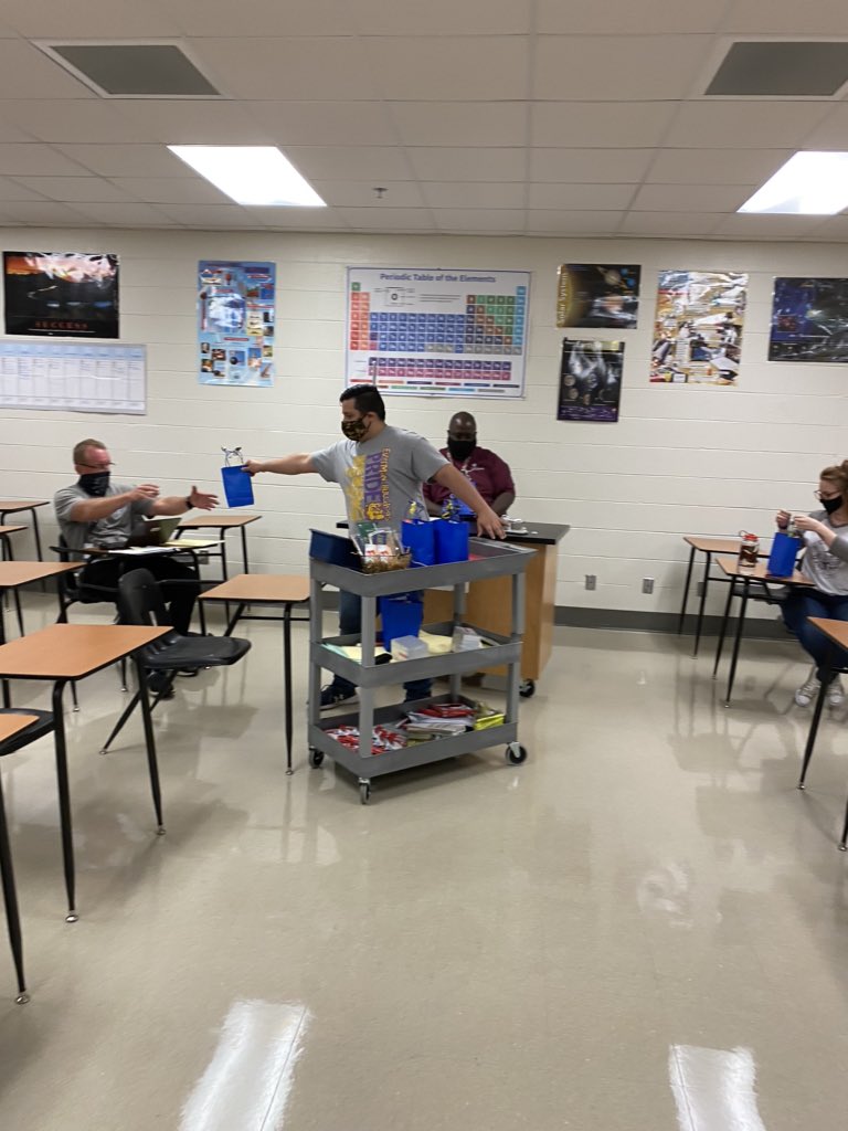 _OUT_SP0K3N_'s tweet photo. Science department...will. We must. Get through this together. Shout out to our new department chair! The torch 🔥 has been passed! I’m so excited for our new journeys. #heart #hustle #dedication #education #science https://t.co/Ck4jfeImGV