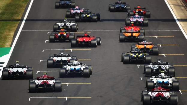 F1 delays deadline for teams in World Championship dlvr.it/RdWMZ8