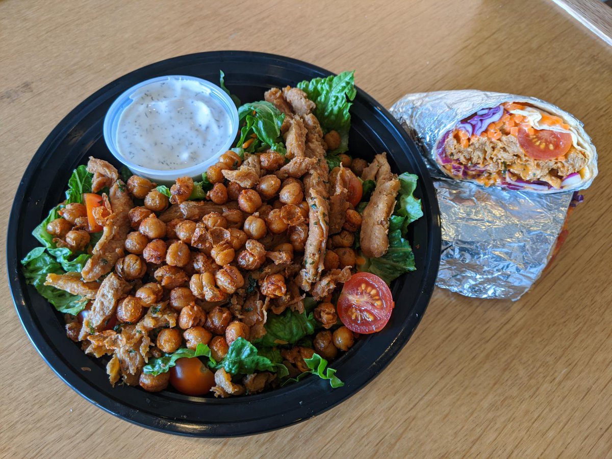 Our deli case this week is looking pret-ty niccceee 🥴 we’ve got a Buffalo chicken wrap and a fried chicken and chickpea salad! Don’t forget about our salad/wrap, drink, and chip combo 🥰 we’re here till 8PM tonight, see ya soon? 🥵💯 #okcvegan #theloadedbowlokc #downtownokc #okc