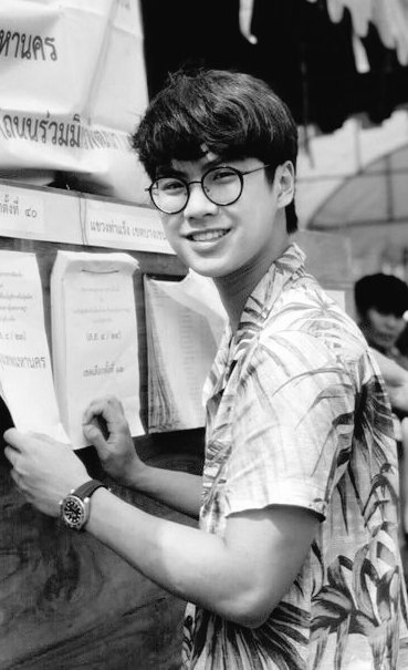 mthaween's tweet photo. #OhmWin - oneshoot au.
Secuil cerita Chimon Opas-iamkajorn punya sahabat Ohm Pawat yang sialnya merangkap jadi pacar sang kakak ㅡWin Metawin Opas-iamkajorn.
⚠️ kinda little bit 🔞 https://t.co/IOfJqEUuhT
