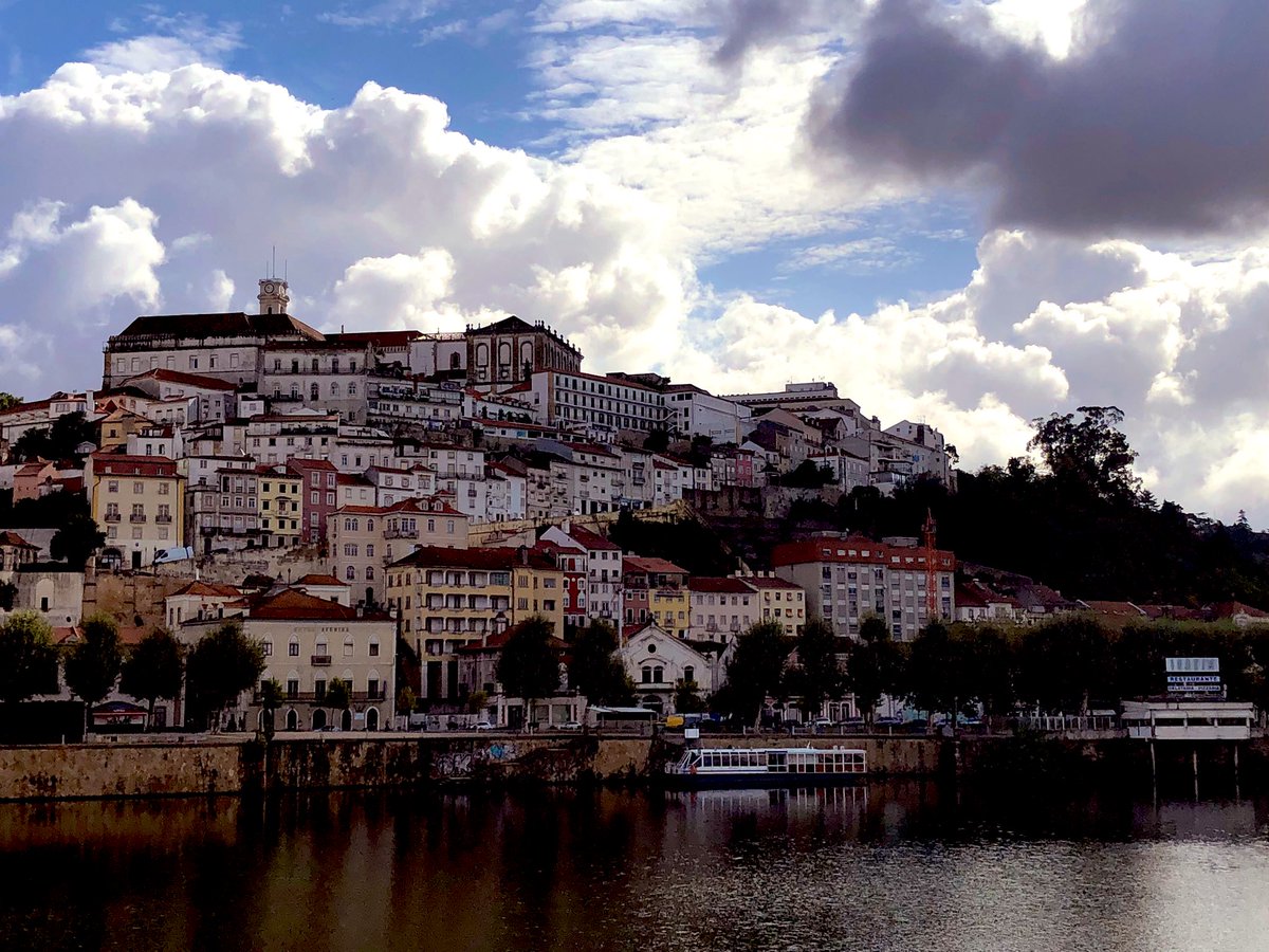 𝑀𝒶𝓇𝒾𝓅𝑜𝓈𝒶 Inportogallo Lisbona Coimbra Porto Non Riesco Nemmeno A Trovare Le Parole Per L Amore Che Sento Verso Questa Terra E Allora Scrivo Di Getto Ci Sono Luoghi Dove Ti Senti