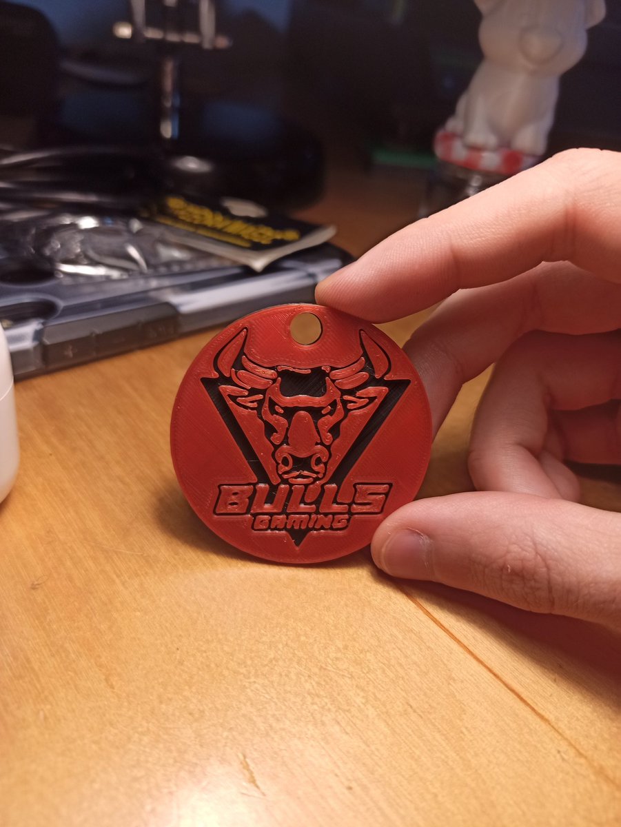Inoz3D's tweet photo. Probando cosas #eSports @BullsGaming_esp 
Primer prototipo. Esto se mejora! https://t.co/7f5olrQQtU