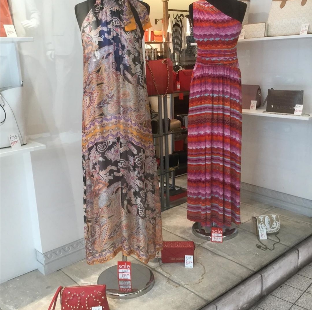 bmthtownbid's tweet photo. Want to look super stylish this summer AND support your local high street? Look no further then Roberta! With a range of stunning designs up to 70% off, this is a sale you won't want to miss!
@RobertaBoutiques
#StayLocalSpendLocal #ShopLocalWeek https://t.co/cf5mXQeuE9