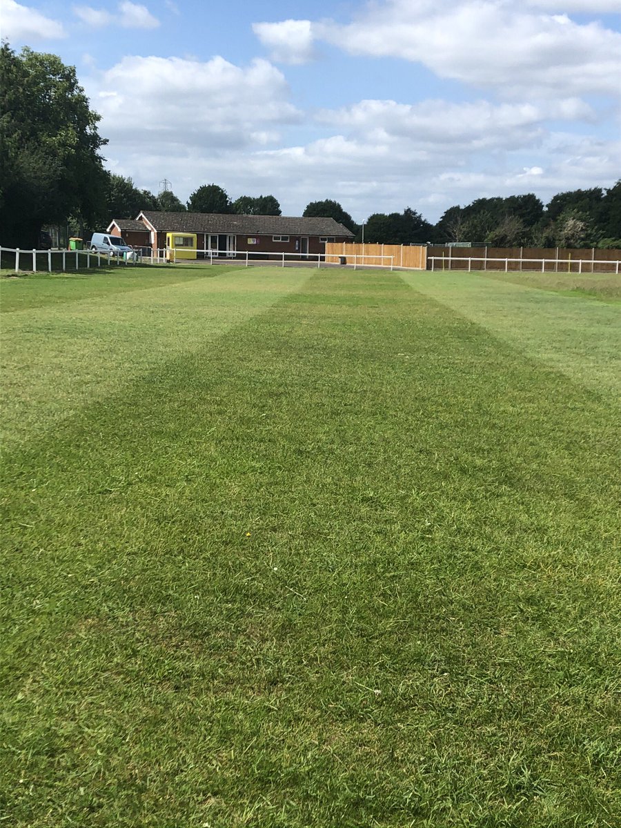 LNHFC1961's tweet photo. We are delighted to announce that the @KentCountyFL have reassigned us in division one C&amp;E for the forthcoming 2020/21 season. #UPTHELARKS #GOINGUP @TarayGroup @EdenEstateAgent @KentRoofingSer2 @KentishFootie https://t.co/Y5u5RAWfCC