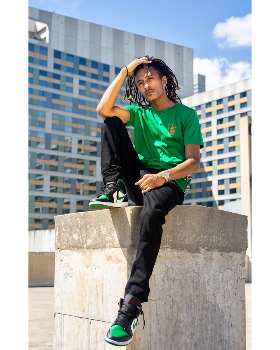 buurcouture's tweet photo. Introducing the Green BuuR Logo Shirt!
🔱Born Royal🔱
2020 summer collection 
Pre-order now limited edition! https://t.co/R6JeJ2xrY6