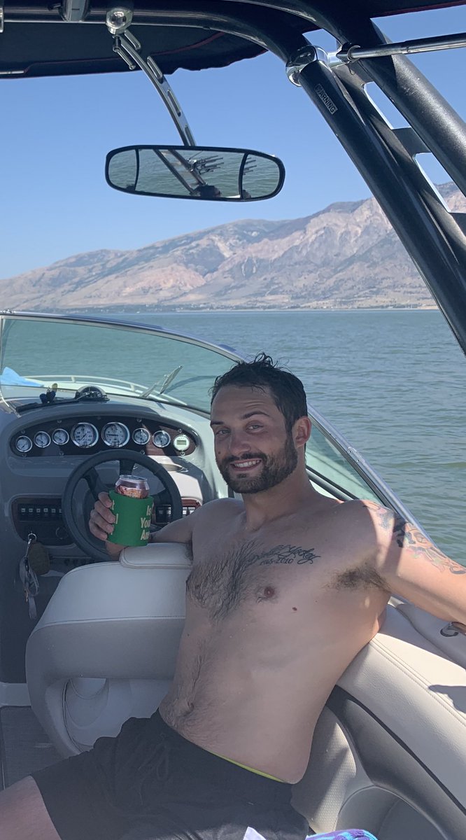 Jord_Willyumms's tweet photo. One of my best friends Ryan Yockey has been missing. If anyone finds out anything please get in touch with me. He was last seen leaving Layton and he was wearing these black swim trunks. His phone is broken and no one has heard from him. Please retweet so we can find him!! https://t.co/HQDEya5PJ3
