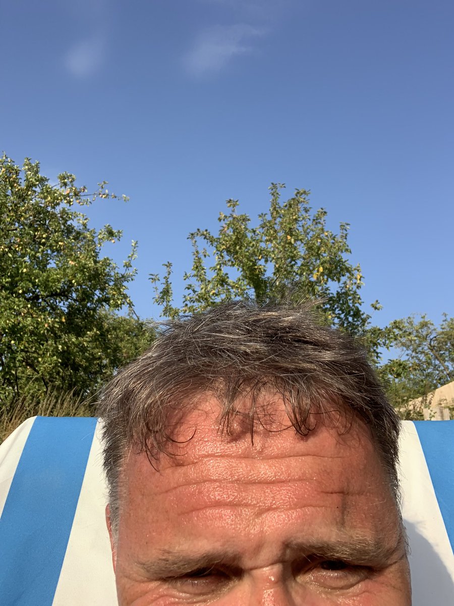 Investment4Adam's tweet photo. @LozzaFox No Lozza! U have been an inspiration but if u go for Botox then I will have to follow. #SayNoToBotox https://t.co/riPvh5RztC