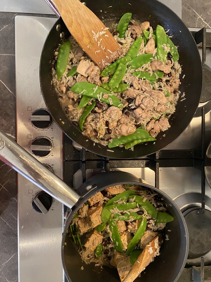 Tonight we are having a one pot chicken dish from <a href="/HelloFreshUK/">HelloFresh UK</a> except we have a veggie diner. So with a little extra, tofu I’m cooking two one pot rice dishes.