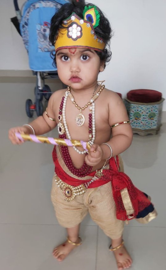 priaranya's tweet photo. #JanmashtmiWithABP

Name: Priyanka 
Baby's Name: Aranya as Radha ji and Advika as Krishna
Place: Bengaluru https://t.co/kaVsdDPduY