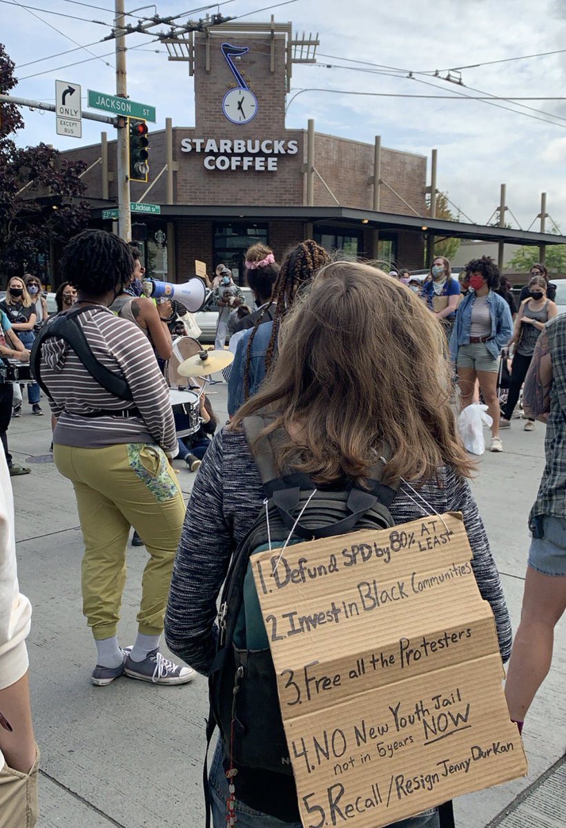 Picket4Change's tweet photo. some awesome signage from todayโs #MorningMarch ๐ค
โ๏ธ @morningmarchsea โ๏ธ
10:33am #Seattle WA ๐ #blm
#Picket4Change #BLMSeattle
#seattleprotest #seattleprotests
#SeattleProtestComms https://t.co/RXTYmSbMFt