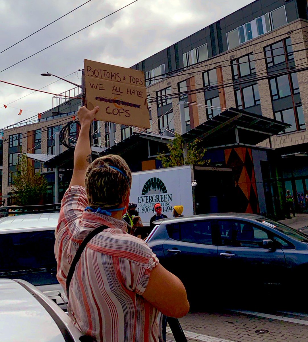 Picket4Change's tweet photo. some awesome signage from todayโs #MorningMarch ๐ค
โ๏ธ @morningmarchsea โ๏ธ
10:33am #Seattle WA ๐ #blm
#Picket4Change #BLMSeattle
#seattleprotest #seattleprotests
#SeattleProtestComms https://t.co/RXTYmSbMFt