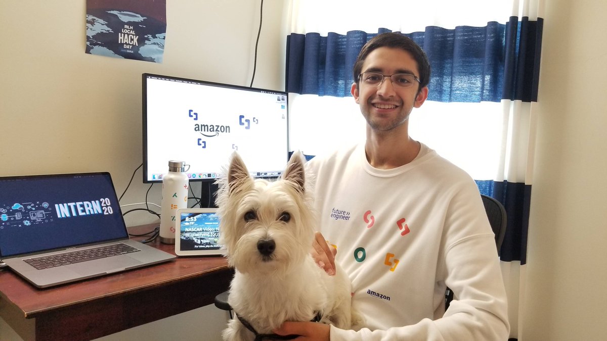 CompsciKartik's tweet image. Last week concluded my SDE internship at Amazon. As a member of the #AmazonFutureEngineer program, I had the gift of engaging with nearly a hundred brilliant peers, while working within my team to grow Alexa platform. 

Shoutout to @mirlew and the AFE team :)

#amazonintern #sde
