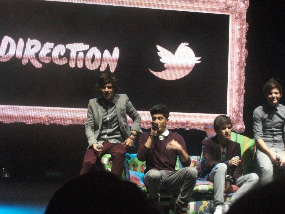 ♡♡a thread of some of my favourite photos i took at the uan tour in 2012♡♡