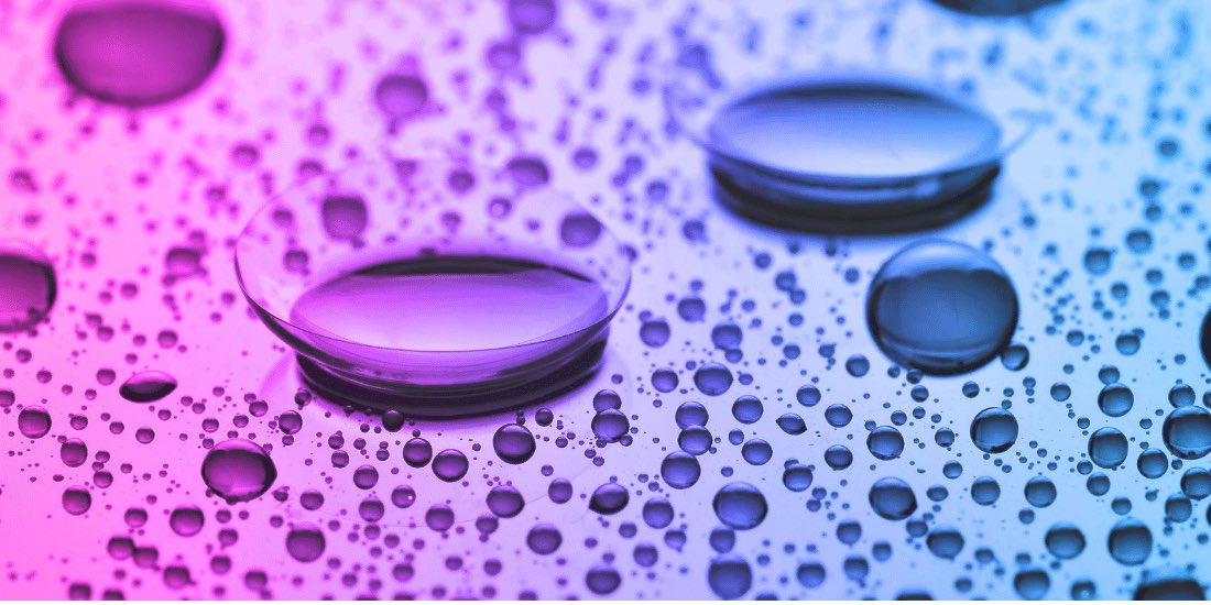 OxfordEyeHealth's tweet image. Wearing #ContactLenses whilst in the water can lead to all sort of eye problems, including irritation, infection, and more serious complications like corneal ulcers and acanthamoeba keratitis, which can lead to permanent blindness. Find out more bit.ly/3kI8HxI