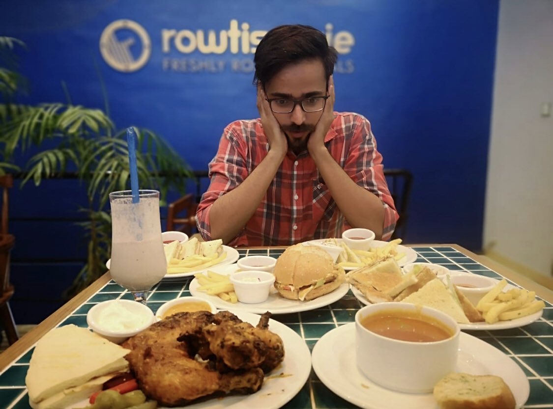 fahnisen12's tweet photo. foodies after 10 August be like https://t.co/YUtas4Y9ot