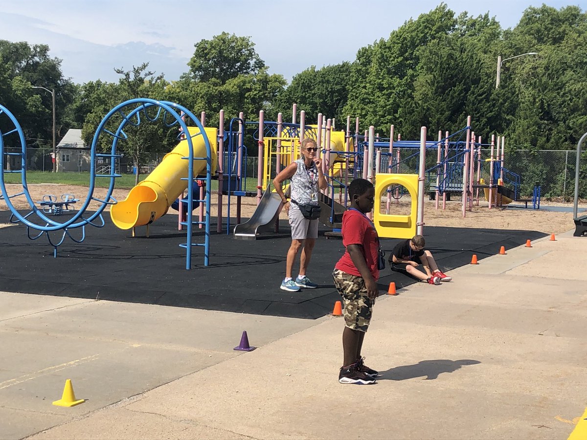 LPSHealth_PE's tweet photo. With some new rules, procedures and safety practices, PE looks a little different on day 1 but the kids have been great at Saratoga and Kooser! #firstdayLPS https://t.co/gTEci8mqLv