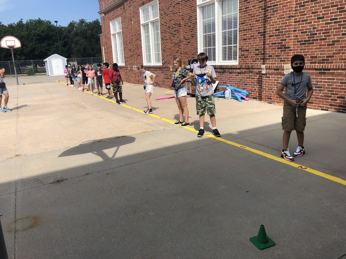 LPSHealth_PE's tweet photo. With some new rules, procedures and safety practices, PE looks a little different on day 1 but the kids have been great at Saratoga and Kooser! #firstdayLPS https://t.co/gTEci8mqLv