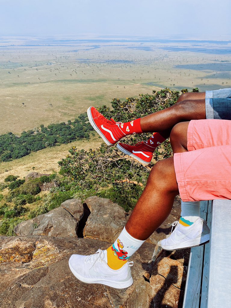 10 days of dope socks with  @The_Mentalyst. Finally, Day 10. Elmo and the love for eggs. I hope you enjoyed this short series. Sock companies, you have good legs and good people to wear your socks. Send em.