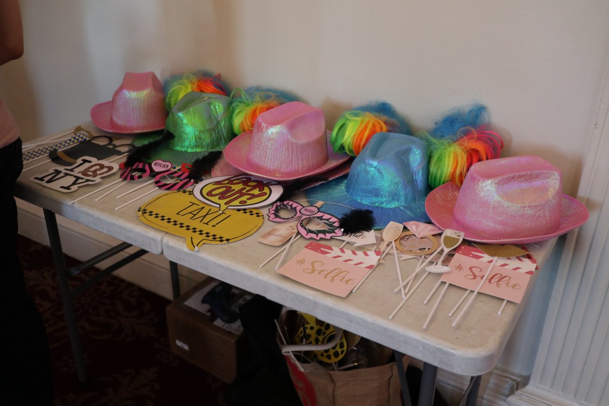 BigSmileBooth's tweet photo. Who wants a photo booth prop table like this?  NOT US!!!  Swipe right to see how we do it...PROPERLY!!!
.
#bsbparties #photobooth #props #memories #photo #photoboothhire #photoboothbrighton #brightonphotobooth #photoboothprops https://t.co/jqyQ80891U