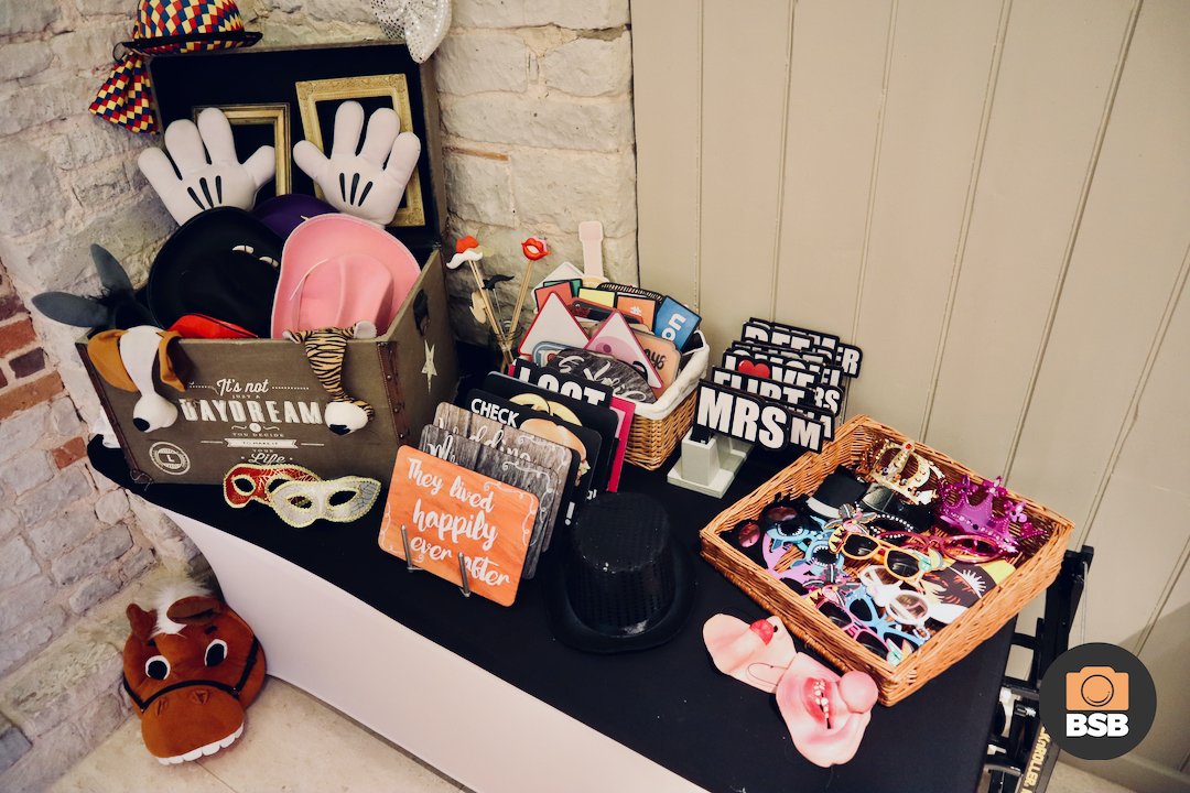 BigSmileBooth's tweet photo. Who wants a photo booth prop table like this?  NOT US!!!  Swipe right to see how we do it...PROPERLY!!!
.
#bsbparties #photobooth #props #memories #photo #photoboothhire #photoboothbrighton #brightonphotobooth #photoboothprops https://t.co/jqyQ80891U