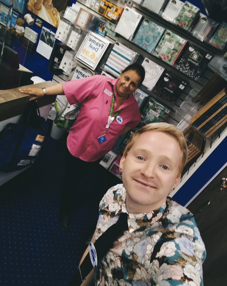 Kelly in Eastville Extra was rewarded the Unsung Hero badge this week. Kelly always goes above and beyond to help others such a fantastic Colleague☺️ <a href="/TimpsonNews/">Timpson Group News</a> <a href="/SueBurden4/">Sue Burden</a> <a href="/janet_leighton/">JanetLeighton</a> <a href="/AsaThomas8/">Asa Thomas</a> <a href="/JamesTCobbler/">James Timpson</a>