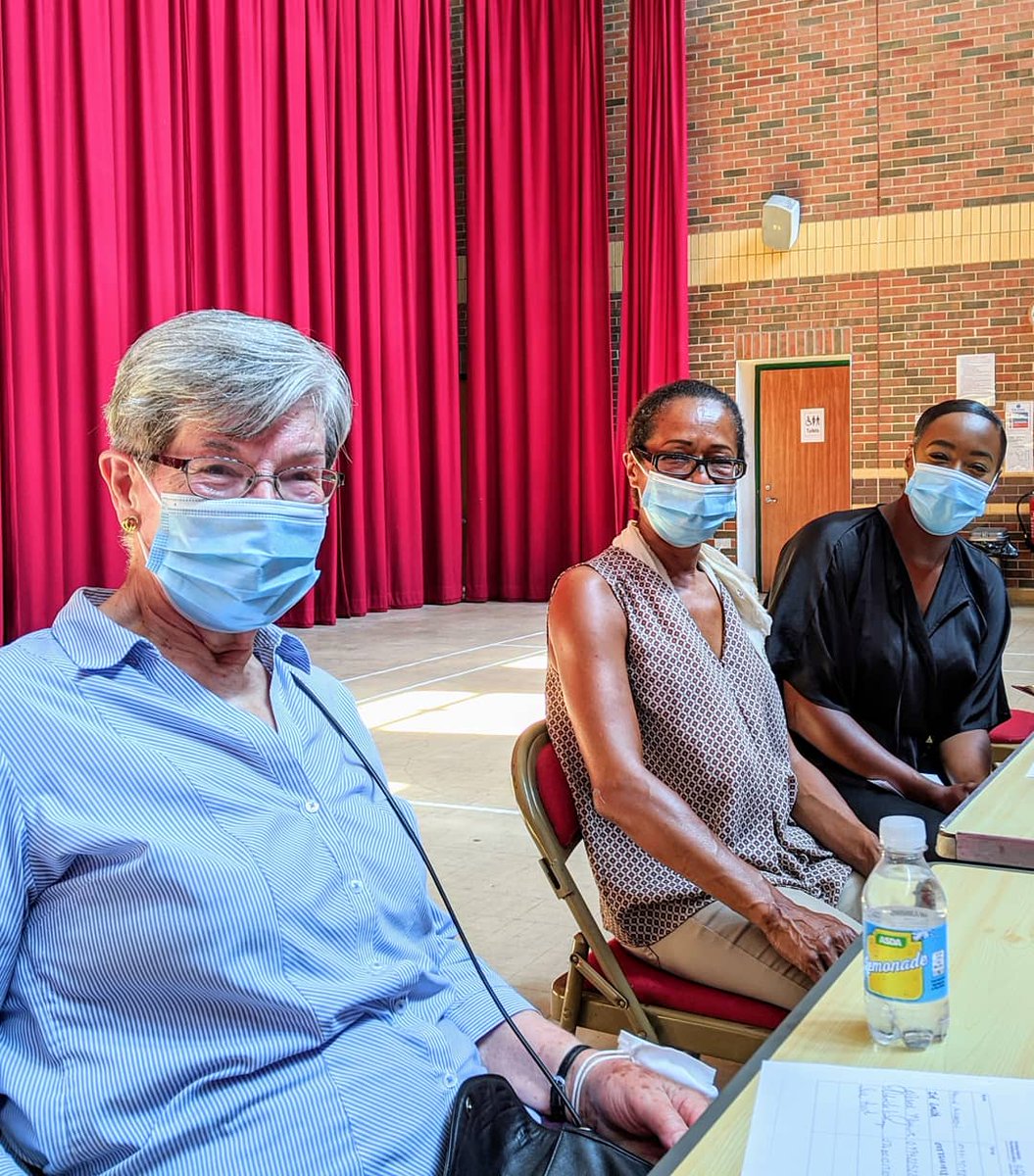 Buzzing after another meeting!

We met new members of COL's family - leads on our teaching pack: Kelly, Zoë, Nic andTerry.

And the tripartite of the 3 generations of COL made it to the meeting! 💕

#TheColourOfLove
#TheVineCommunityCentre 
#NationalLotteryHeritageFund