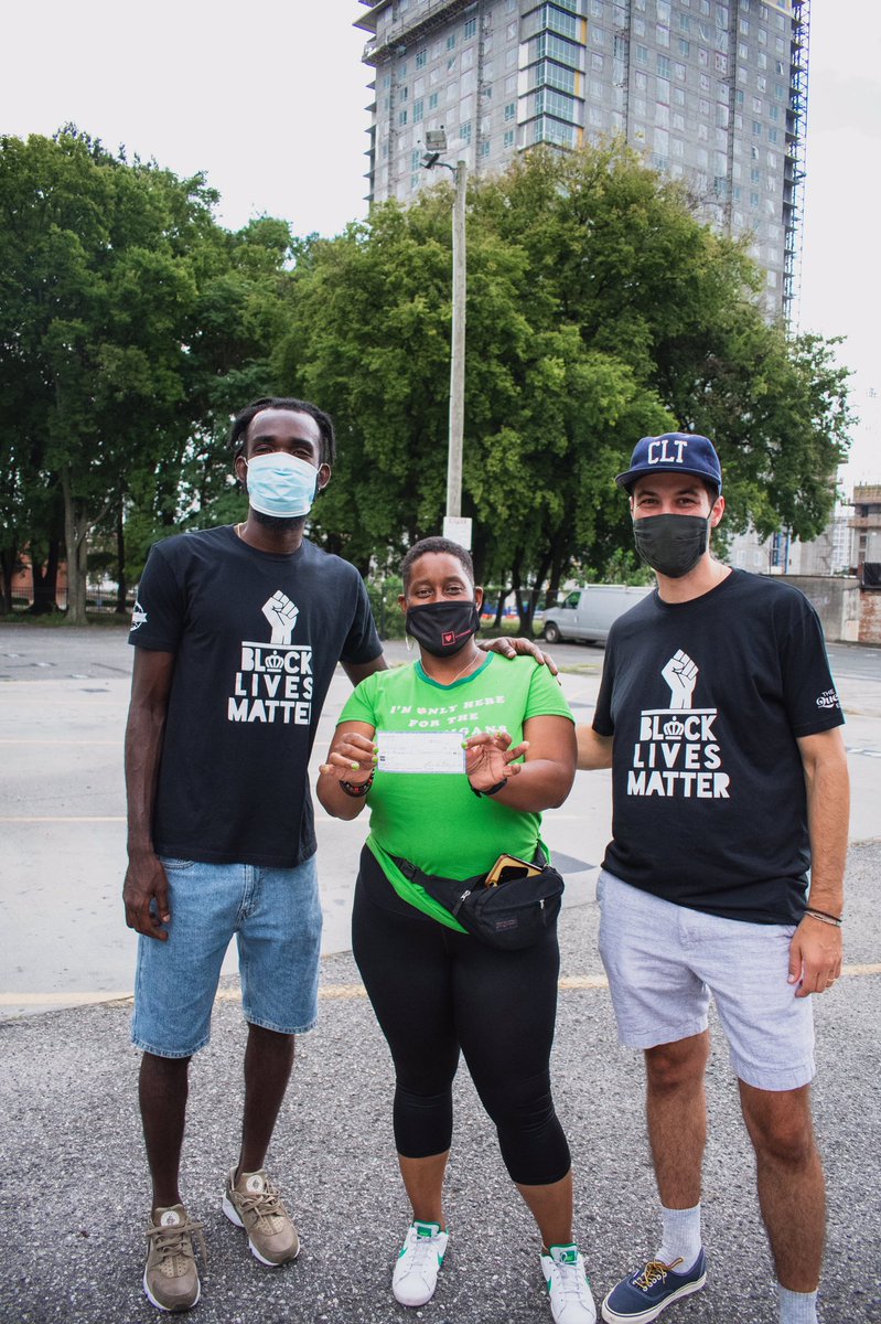hughrob13's tweet photo. We did our first check donation from the BYF x @thequeenspod foundation! We donated $800 this month to Block Love &amp; plan to continuously help donate monthly! 
-This is one of the biggest accomplishments of my life &amp; I’m beyond thankful to everyone who helped support the cause! https://t.co/PnVjBK9CqN