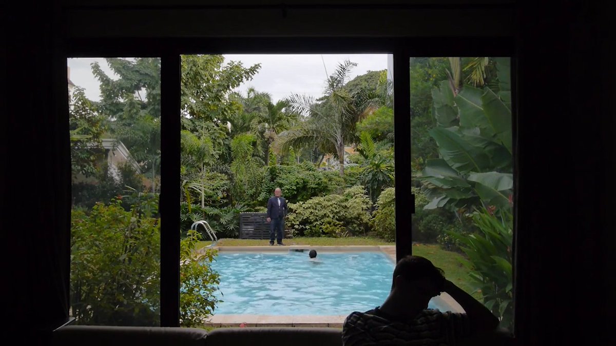 u16dotco's tweet photo. “I wanted to embrace negative space: to manipulate focus, framing and foregrounding to create these open yet vacuous spaces that evoke feelings of loss and emptiness." Director/Cinematographer @ParkerJonathon on "An Unscripted Earth" (2020) | https://t.co/pHKoz1eS1R https://t.co/nVF1bKnFSA