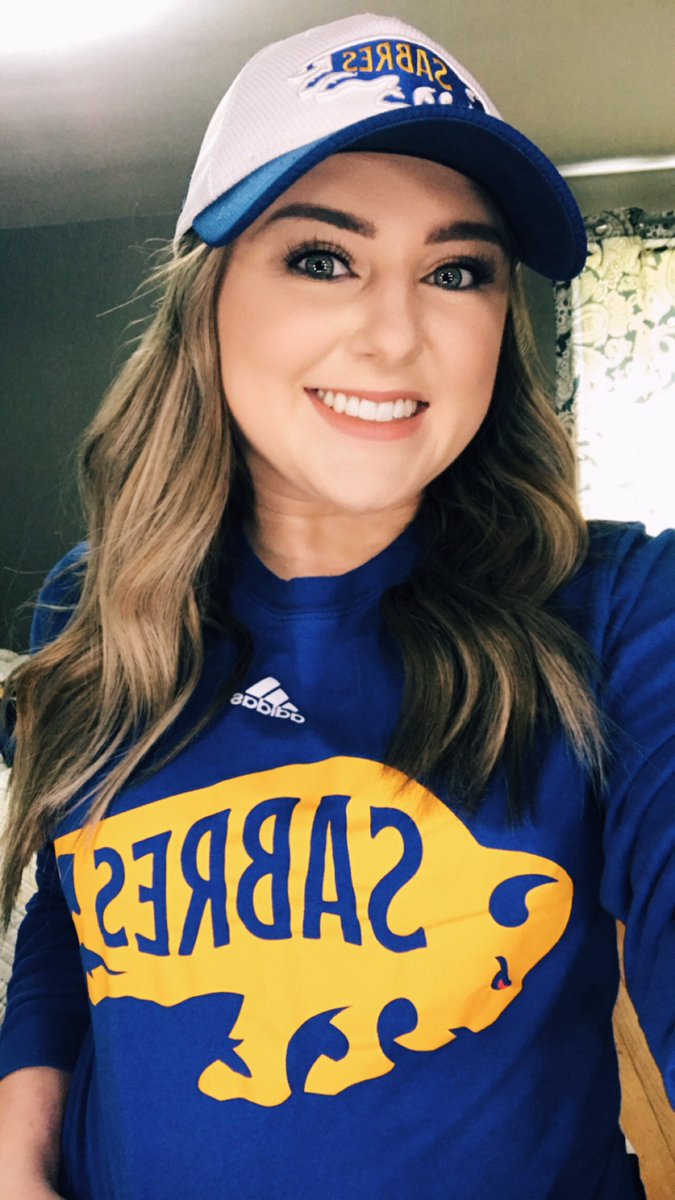 KaysSpaceship's tweet photo. I’ve been waiting for this moment 💙💛#ReturnToRoyal #LetsGoBuffalo #BuffaloSabres https://t.co/GbMdIq8aE2