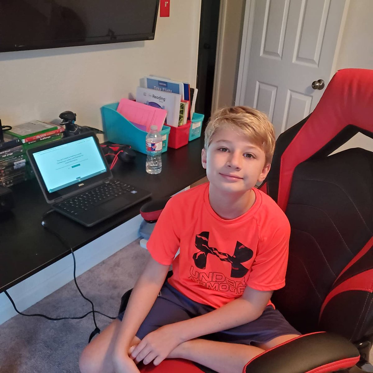 ms_marieward's tweet image. #PISDPoweredbyLearning and #PISDFirstDay 4th grade Wyatt