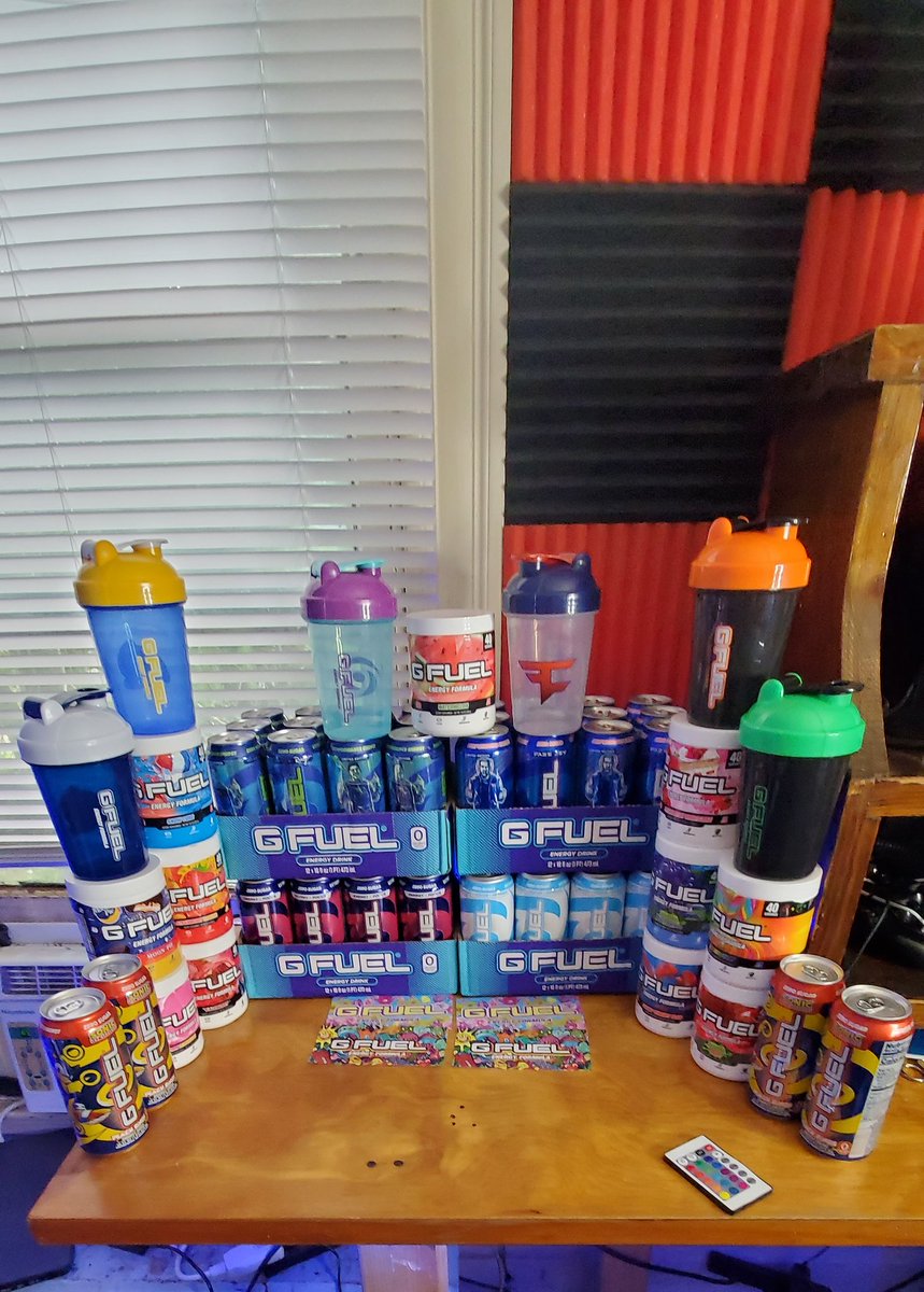 MysteryADC's tweet photo. I'm Ready For #NBA2K21 @NBA2K 🔥🔥💪 @GFuelEnergy partnership here I come! @Magurkk @WesNemo @tyceno @Phantuums @Mitchel_Inkrott #AceTheNation https://t.co/k34vhPDfFG