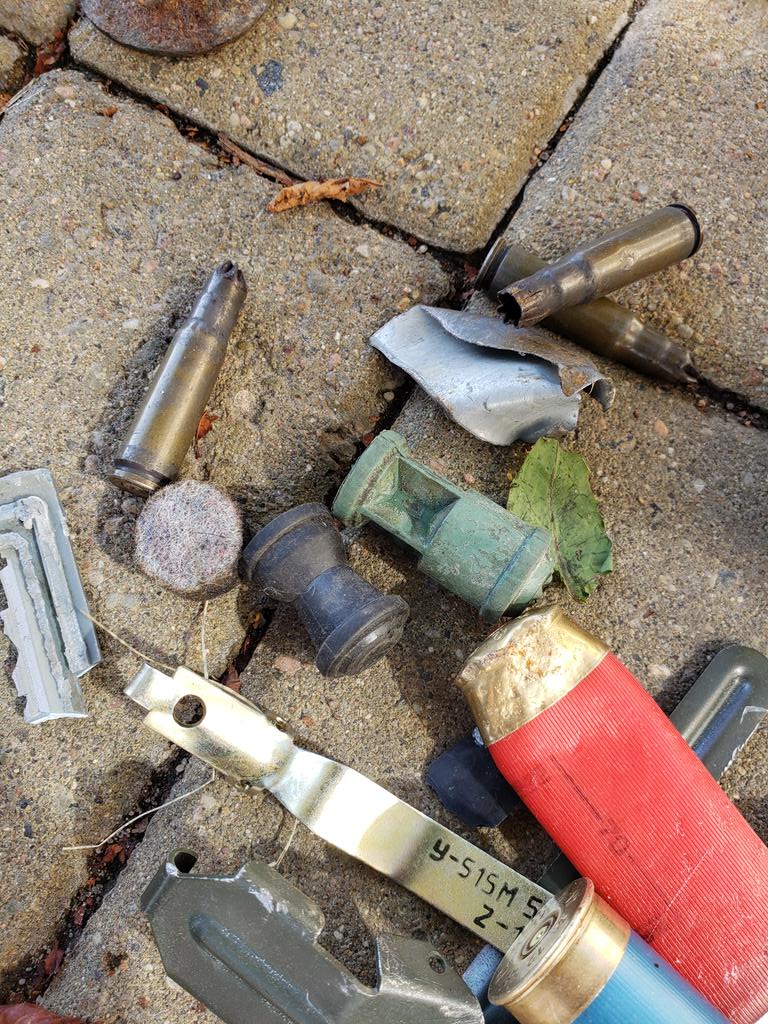We found a big collection of ammunition near Pushkinskaya metro, where one protester was killed: rubber bullets, flashbangs, blank Kalashnikov cartridges etc. Looks like a war zone, but in a very one-sided war. /8