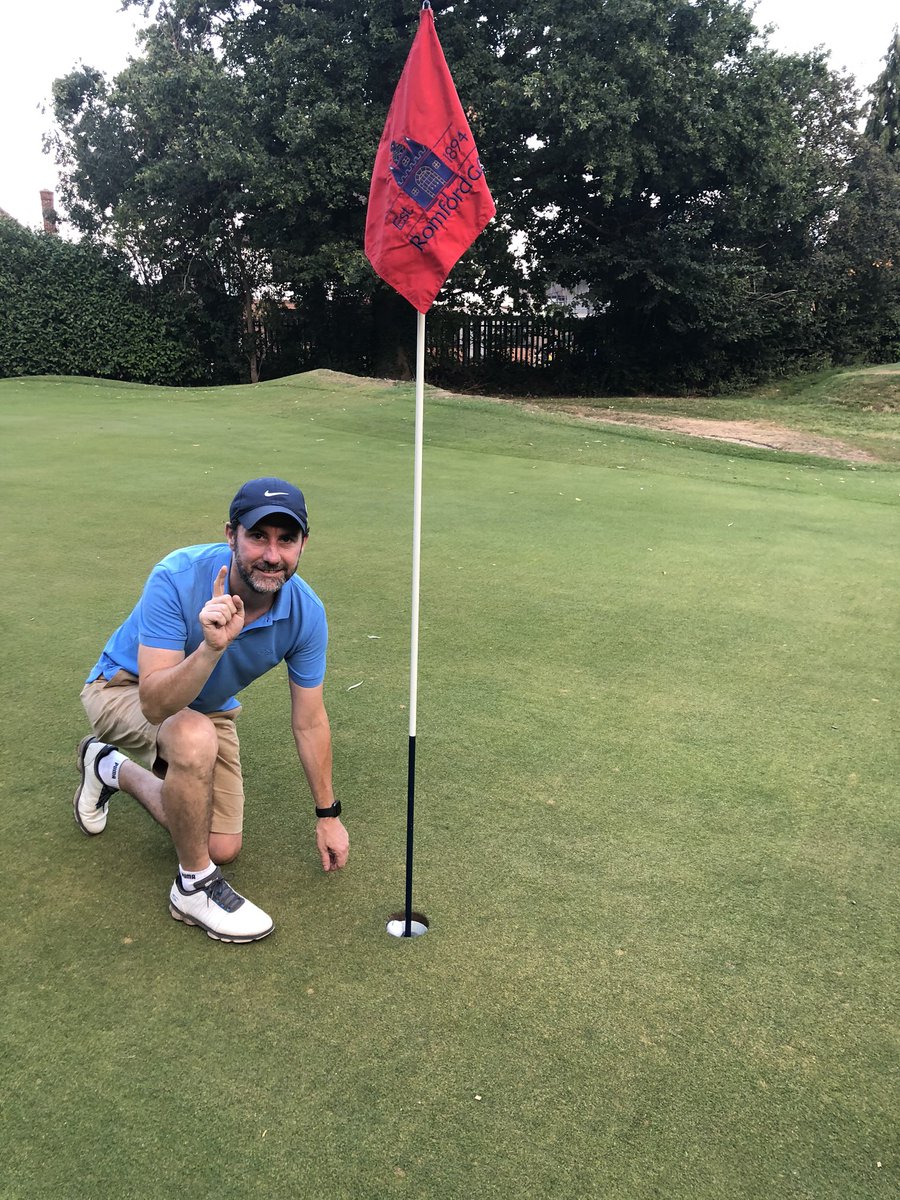 Twinge102's tweet photo. @RussellKay2 with his first hole in one on the 6th hole @Romfordgolfclub today. #bandit #holeinone https://t.co/NHYLB2SuXh