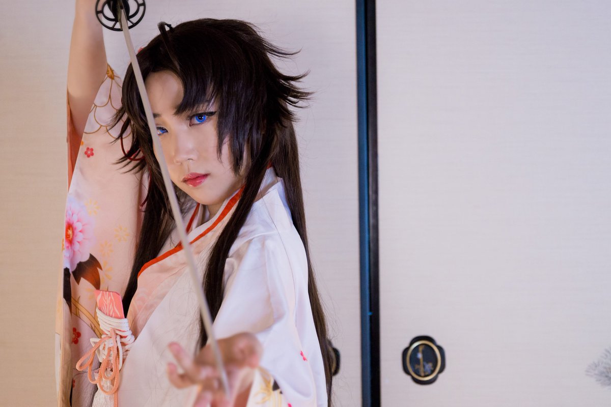 nin_nin_com's tweet photo. 【cosplay】

「両儀の狭間に消えなさい」

アーケード版宝具がとても好きなので撮りました〜

#両儀式
#FGO　 #コスプレ https://t.co/Yq0nB9FHvD
