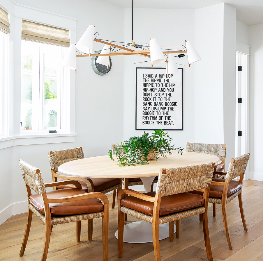 JonathanScott's tweet image. We talked to a young California family in the latest issue of #RevealMag about finding their dream home. While they loved the location and layout, the original 90s interior needed some updating. I love how they redesigned it! Get all the details here: bit.ly/3fjB0yp