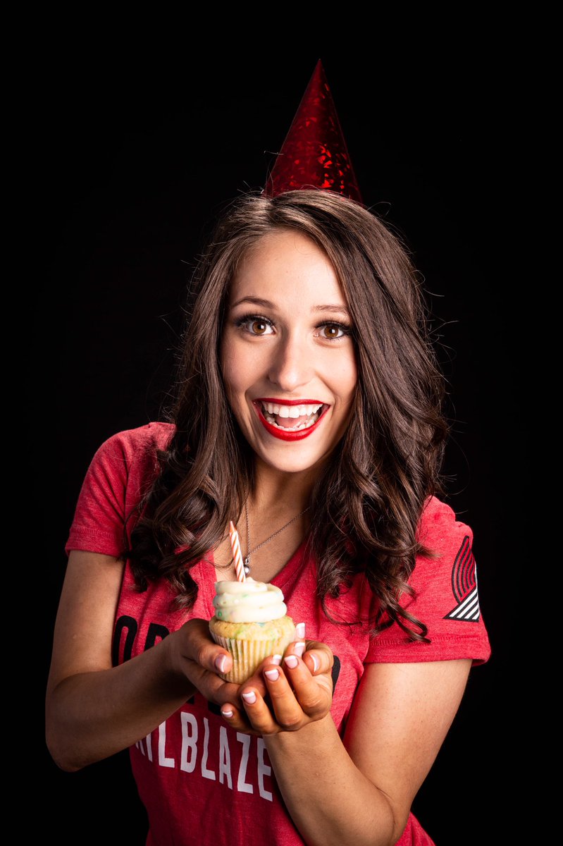 Happy Birthday BD Debi!!! 🧁🧁🧁
#birthdaygirl #happybirthday #timetocelebrate #ripcity