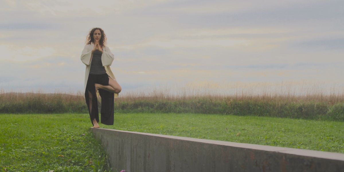 MartaMariaMA's tweet photo. 5 Self-Soothing Exercises You Can Do to #Calm Your #Anxiety | #Yoga https://t.co/e0SbpPRCWH https://t.co/qnMGDABD5z