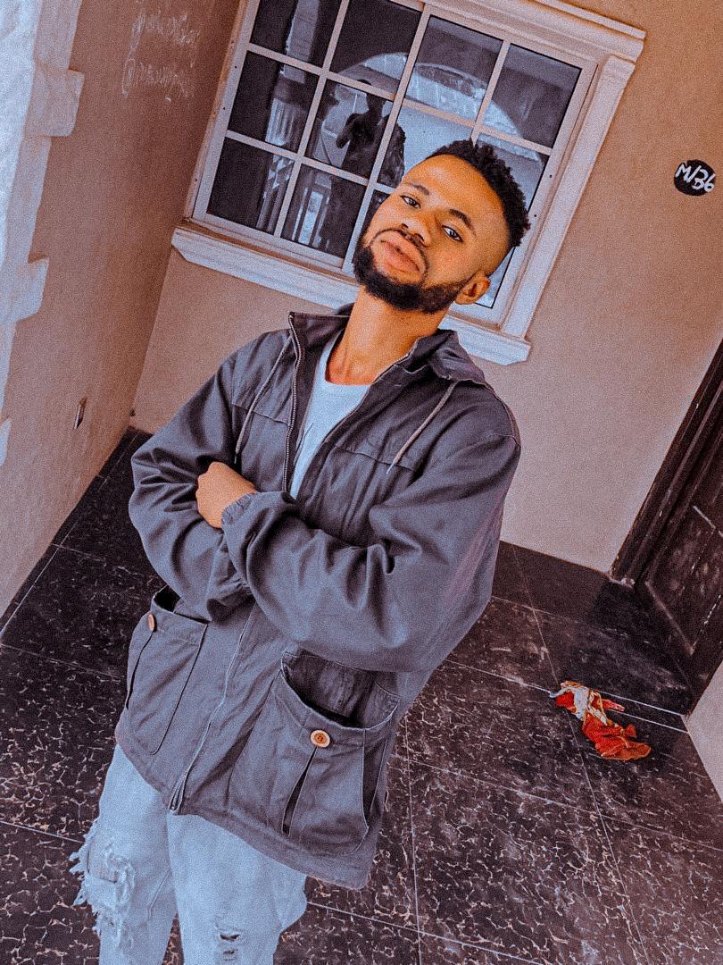 abgrafixwork's tweet photo. Man behind the works💪
CEO OF AB GRAFIX
@africaboyeoo https://t.co/uTBoHdnWZ3