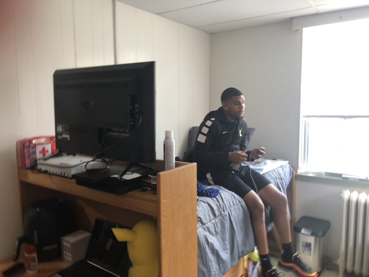 Coach Allen tweet media