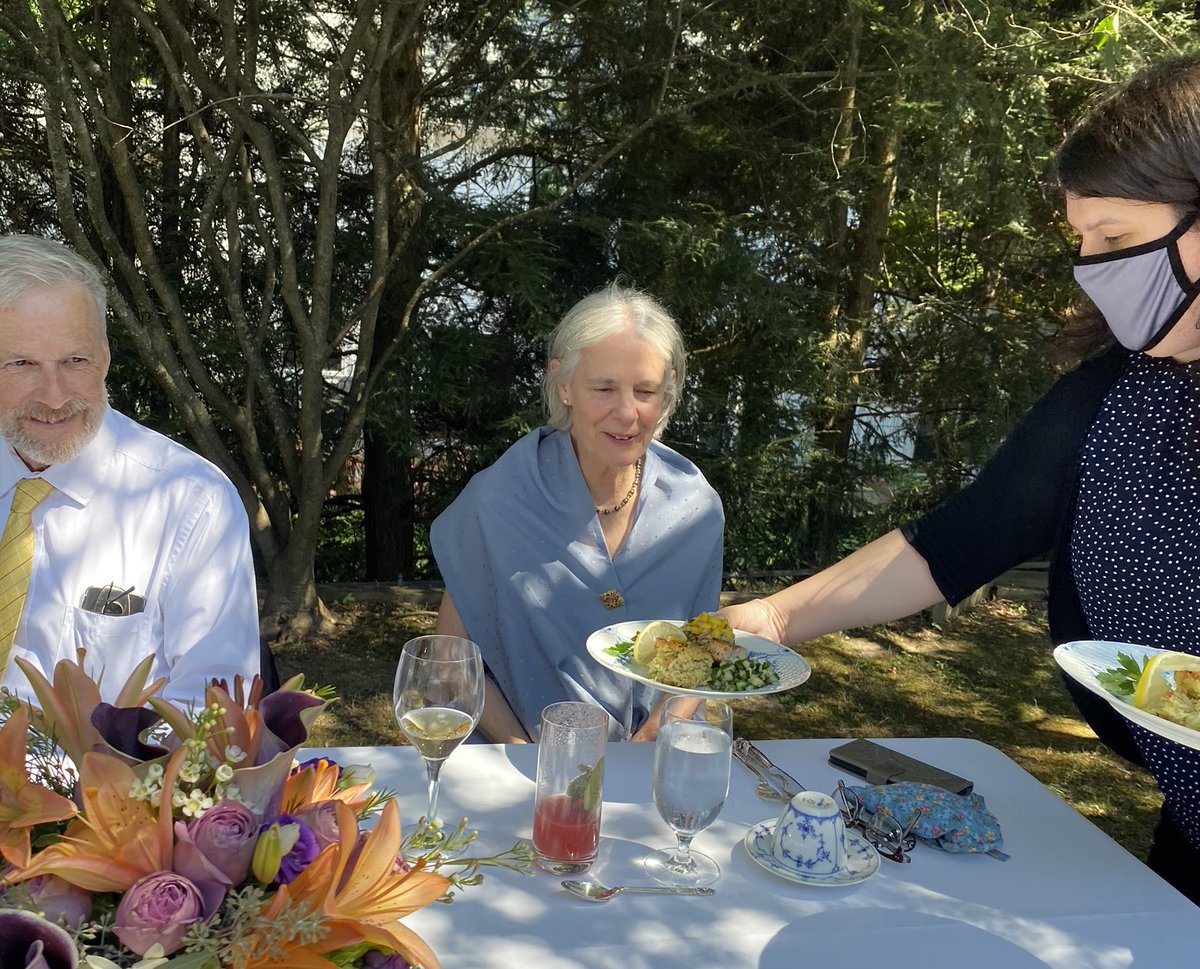 EastMeetsWestCaterer tweet media