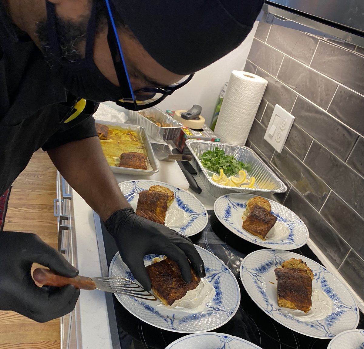 EastMeetsWestCaterer tweet media