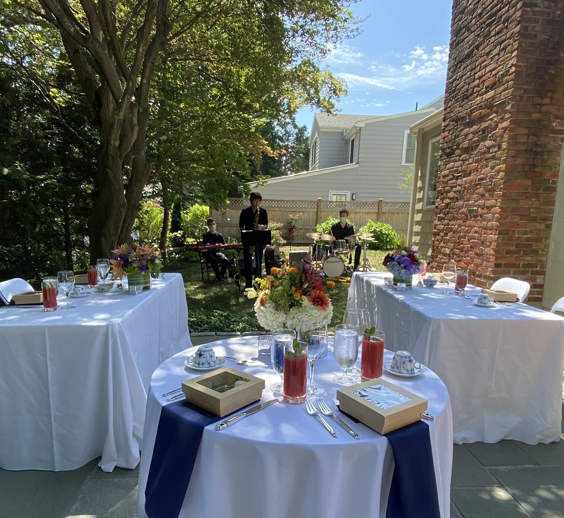 EastMeetsWestCaterer tweet media